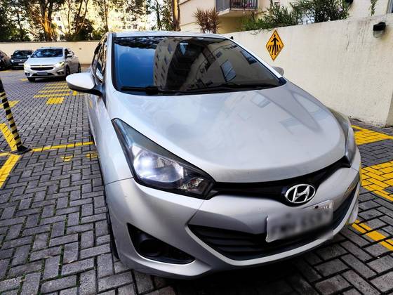 HYUNDAI HB20S 1.6 COMFORT STYLE 16V FLEX 4P AUTOMÁTICO